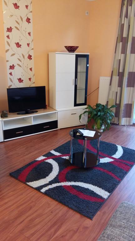 Isabell Apartments غيور المظهر الخارجي الصورة